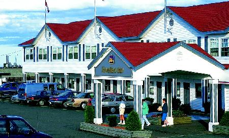 TRAVELLERS INN ST-JOHN_'S 01
